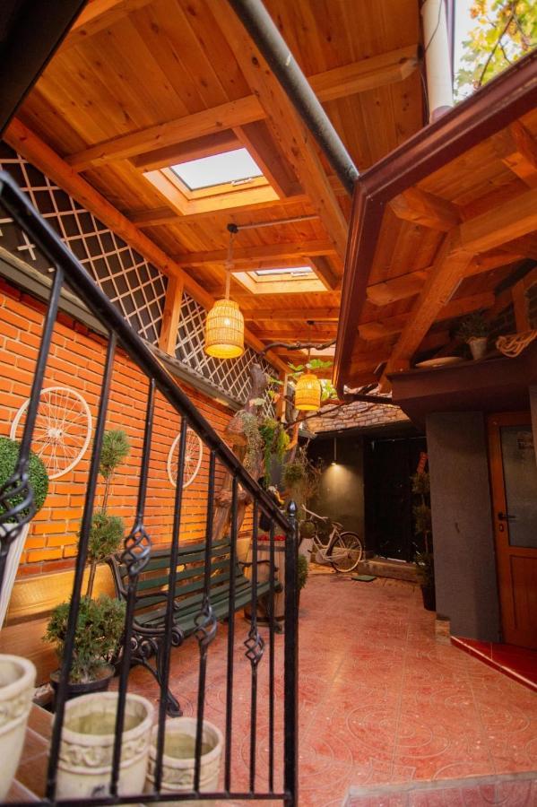 Villa Elezi Korce Ngoại thất bức ảnh