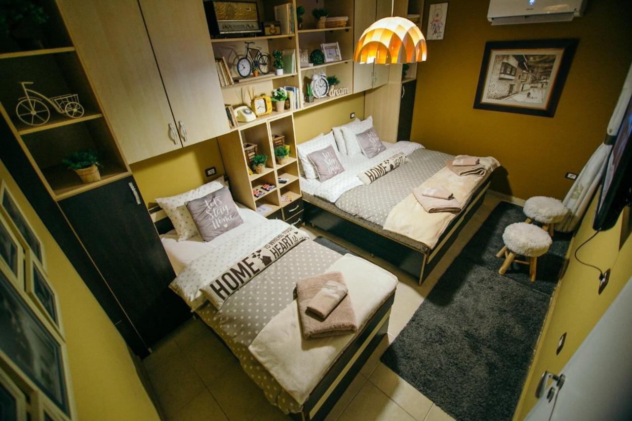 Villa Elezi Korce Ngoại thất bức ảnh